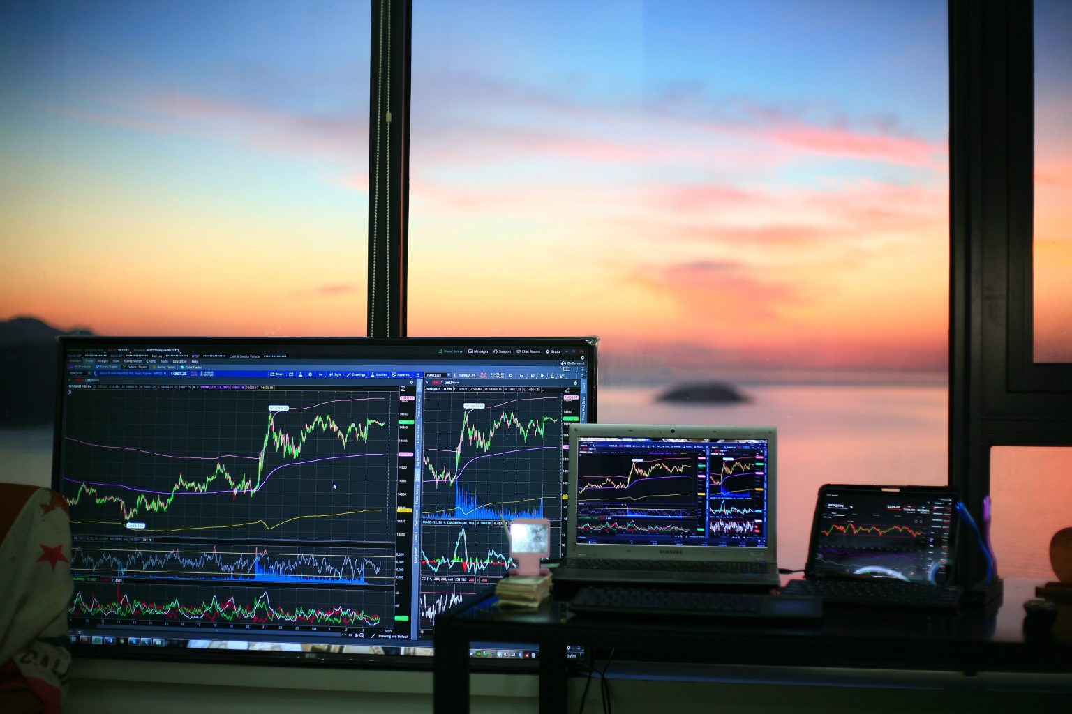 How the Right License Opens Doors to Traditional Banking for Crypto Firms
